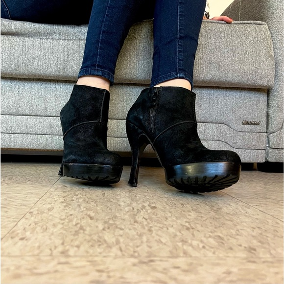 Shoes - Modern Vintage Jameson Womens Black Platform Ankle Boot